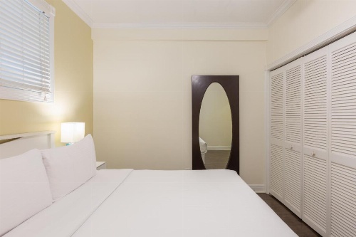 Southernmost Inn Adult Exclusive image 13