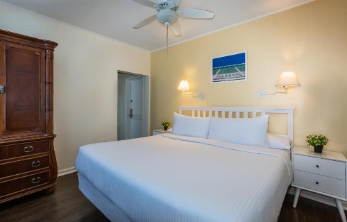Southernmost Inn Adult Exclusive image 18